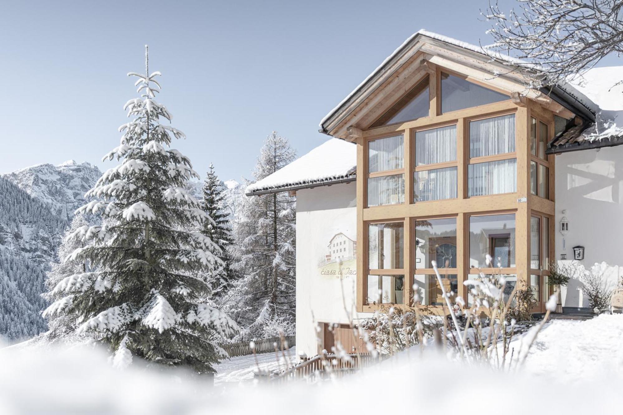 Ciasa Iachin - Dolomites Dream Retreat Leilighet San Martino in Badia Eksteriør bilde